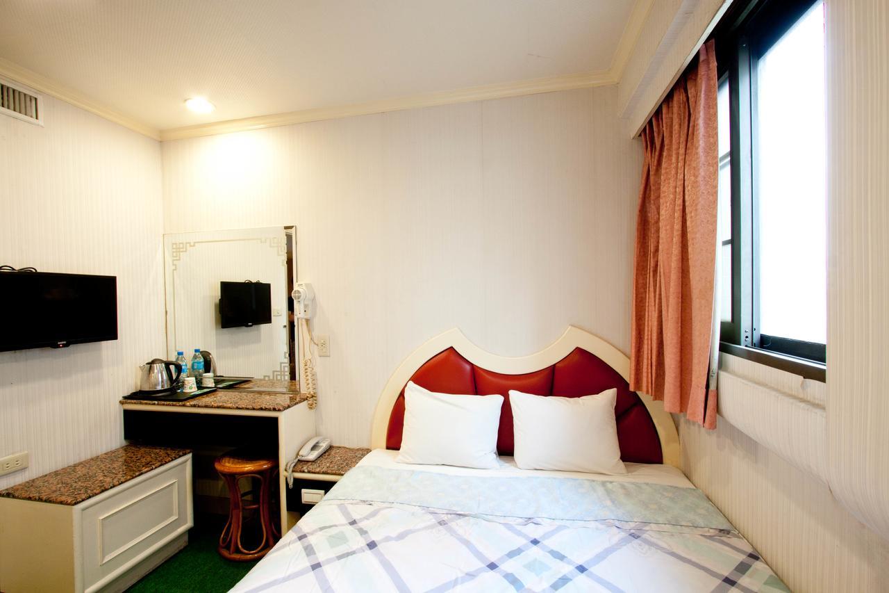 יונגחה Jia Jia Hotel מראה חיצוני תמונה