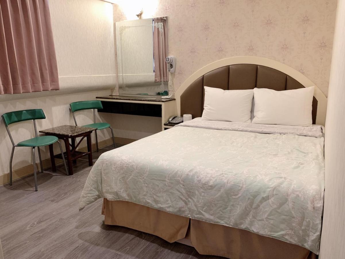 יונגחה Jia Jia Hotel מראה חיצוני תמונה